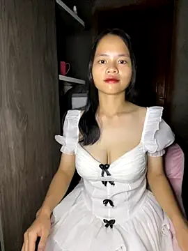 Hana-44 online show from October 3, 2025, 8:10 pm