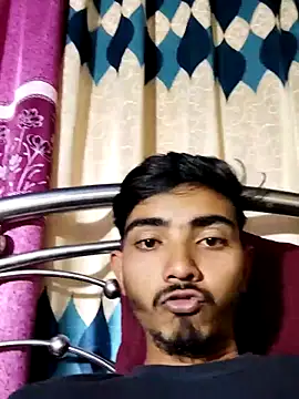 Snapshot of Hot-_couple chatting on January 12, 2026, 3:52 pm Hot- couple online show from January 12, 2026, 3:52 pm