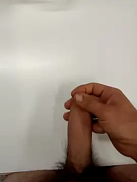 piciupiciu94 online show from October 27, 2025, 2:07 pm