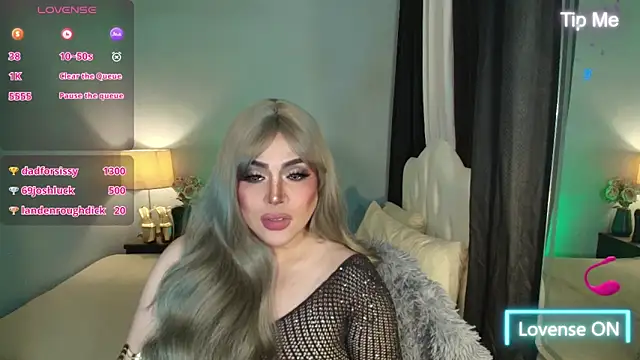 Snapshot of Unforgettable_Maria chatting on November 10, 2025, 8:08 am Unforgettable Maria online show from November 10, 2025, 8:08 am