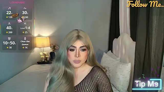 Snapshot of Unforgettable_Maria chatting on December 2, 2025, 3:52 am Unforgettable Maria online show from December 2, 2025, 3:52 am