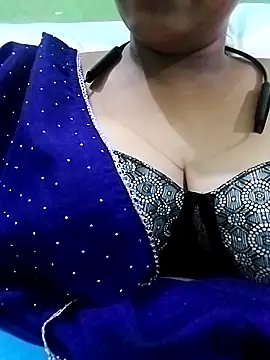 Dimplegirl online show from October 14, 2025, 6:41 pm