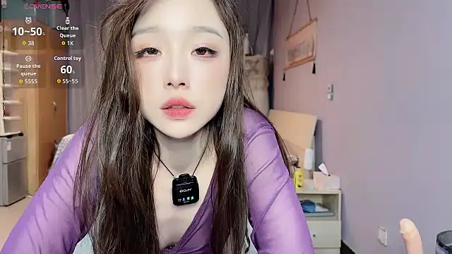 Y2Luvk online show from September 25, 2025, 12:00 pm