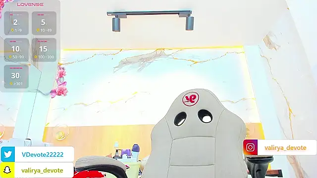 valirya devote online show from January 19, 2026, 2:48 am