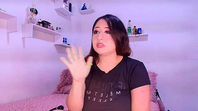 annyharriis online show from October 5, 2025, 7:37 pm