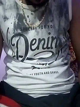 kuldeep12111 online show from October 3, 2025, 6:42 pm