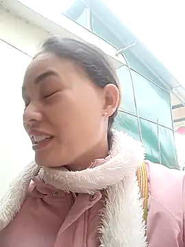 Snapshot of Ruaiuoi chatting on February 3, 2026, 6:33 am Ruaiuoi online show from February 3, 2026, 6:33 am