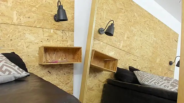 santiblack7 online show from October 9, 2025, 7:36 pm