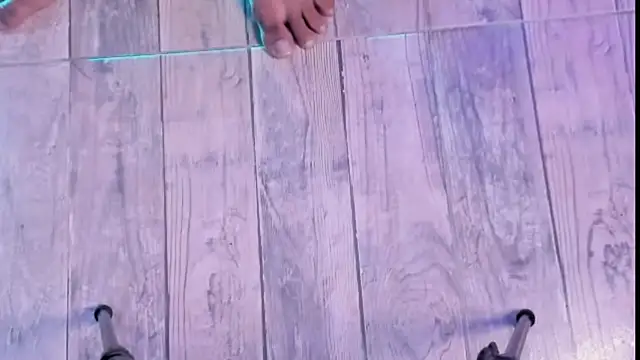 ZYZZ1312 online show from November 13, 2025, 4:22 pm