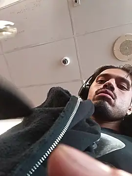 Snapshot of mrredcorn chatting on October 11, 2025, 5:47 pm mrredcorn online show from October 11, 2025, 5:47 pm