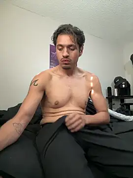 Snapshot of mrredcorn chatting on November 6, 2025, 11:20 pm mrredcorn online show from November 6, 2025, 11:20 pm