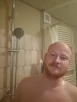 svenni2525 online show from November 6, 2025, 7:34 am