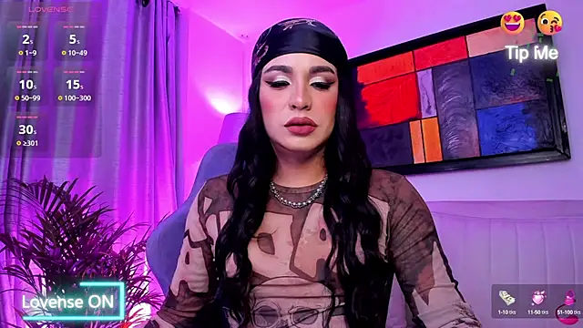 paula boom online show from September 28, 2025, 2:07 am