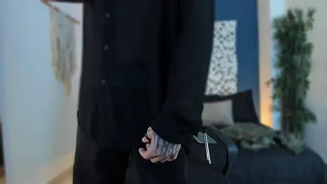 Donovan Desmond online show from February 8, 2026, 2:53 am