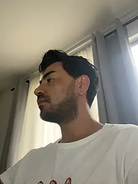 ThomassBrooks online show from February 26, 2026, 10:10 pm