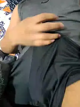 surdotravieso online show from February 2, 2026, 1:37 am