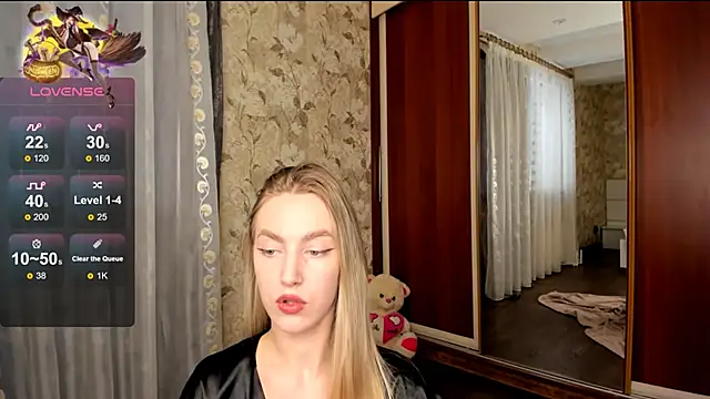 Snapshot of mishapallmer chatting on November 27, 2025, 4:13 am mishapallmer online show from November 27, 2025, 4:13 am