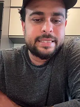 Rodrigopraba online show from April 17, 2026, 10:40 am