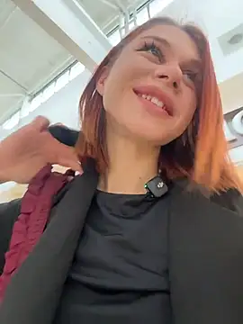Snapshot of RosieSecret chatting on April 23, 2026, 8:10 am RosieSecret online show from April 23, 2026, 8:10 am