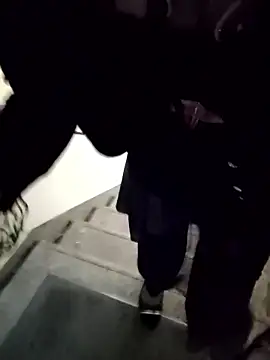 pink-mai online show from October 31, 2025, 7:38 am