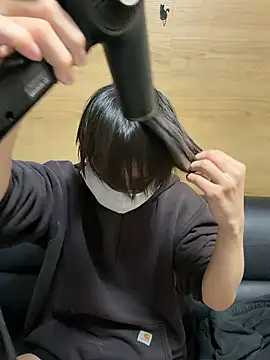 jiji9253 online show from March 26, 2026, 1:20 pm