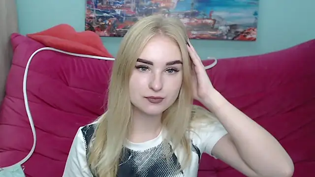 Snapshot of SofySofty chatting on October 25, 2025, 4:44 am SofySofty online show from October 25, 2025, 4:44 am