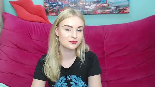 Snapshot of SofySofty chatting on September 18, 2025, 4:48 am SofySofty online show from September 18, 2025, 4:48 am