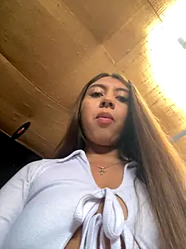 Sara-cooper2 online show from September 11, 2025, 4:29 pm