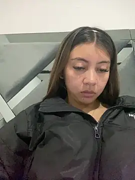 Sara-cooper2 online show from February 18, 2026, 2:42 am