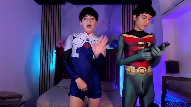 MathiasGreen  online show from December 19, 2025, 10:23 pm