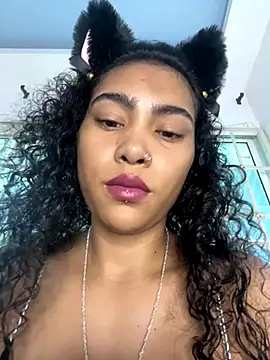 SophieD online show from October 6, 2025, 2:29 pm