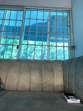 SophieD online show from October 9, 2025, 1:55 pm