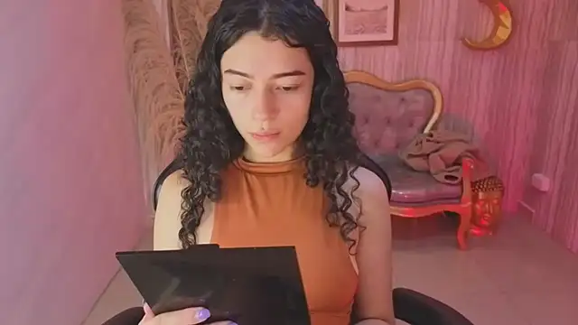 Snapshot of valkiria_ardent_s chatting on February 18, 2026, 12:56 pm valkiria ardent s online show from February 18, 2026, 12:56 pm