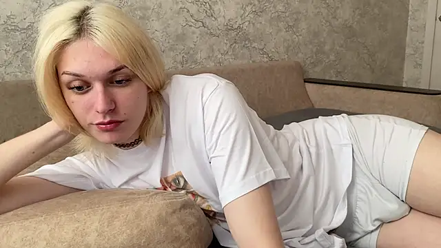 evelina228 online show from September 29, 2025, 6:53 am