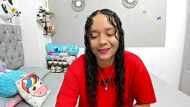 Snapshot of nay_and_aleja1 chatting on October 9, 2025, 3:40 am nay and aleja1 online show from October 9, 2025, 3:40 am