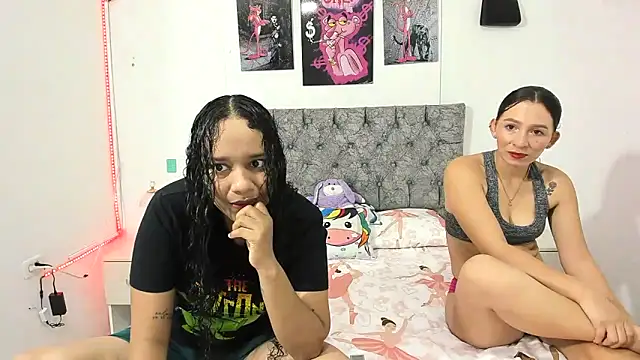 Snapshot of nay_and_aleja1 chatting on April 23, 2026, 1:45 am nay and aleja1 online show from April 23, 2026, 1:45 am