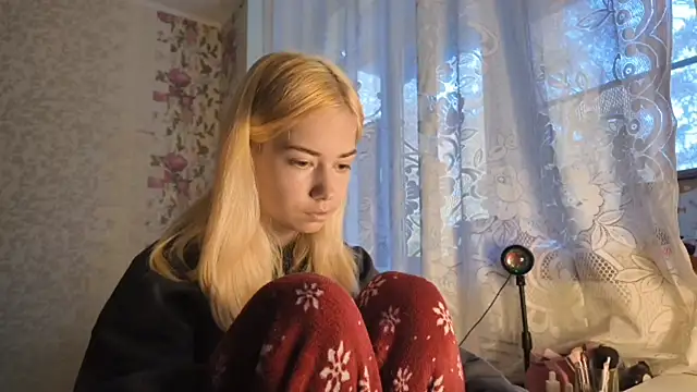 Witching Moon online show from October 6, 2025, 7:53 am