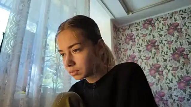 Witching Moon online show from September 13, 2025, 8:14 am