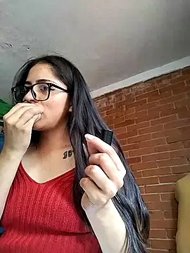 Goddesscut333 online show from September 10, 2025, 7:13 pm