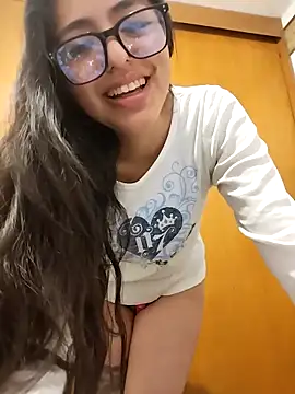 Goddesscut333 online show from October 30, 2025, 4:37 pm