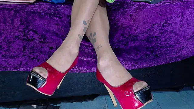 Snapshot of EvaSabath chatting on November 14, 2025, 5:05 pm EvaSabath online show from November 14, 2025, 5:05 pm