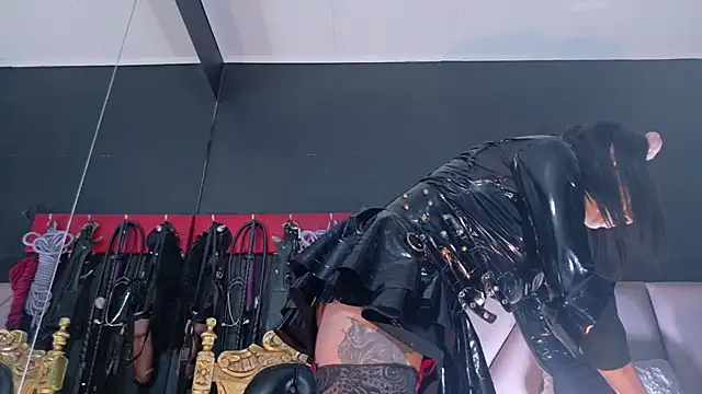 Snapshot of EvaSabath chatting on February 16, 2026, 5:11 pm EvaSabath online show from February 16, 2026, 5:11 pm