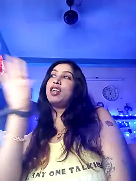 Snapshot of Love_Beauty01 chatting on March 3, 2026, 6:59 pm Love Beauty01 online show from March 3, 2026, 6:59 pm