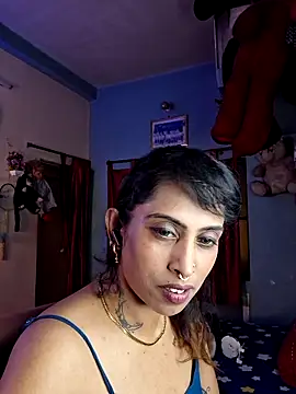 Snapshot of Love_Beauty01 chatting on April 27, 2026, 7:01 pm Love Beauty01 online show from April 27, 2026, 7:01 pm