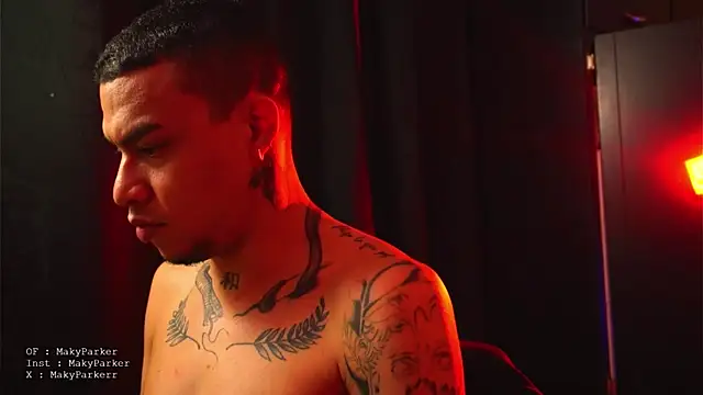 Snapshot of AlphaMasterXxx chatting on January 8, 2026, 5:35 am AlphaMasterXxx online show from January 8, 2026, 5:35 am