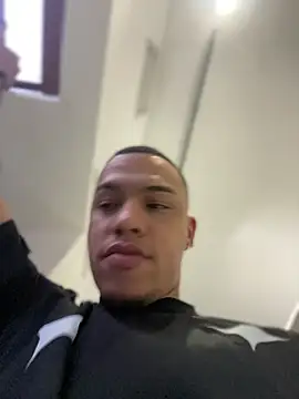 Snapshot of AlphaMasterXxx chatting on November 14, 2025, 11:25 am AlphaMasterXxx online show from November 14, 2025, 11:25 am