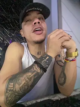 Snapshot of AlphaMasterXxx chatting on November 29, 2025, 12:49 pm AlphaMasterXxx online show from November 29, 2025, 12:49 pm