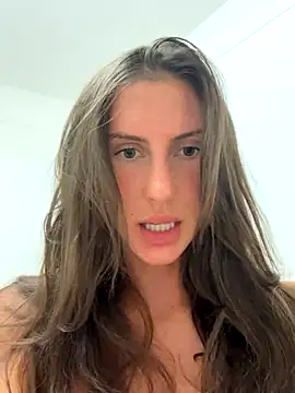 MilaRenee online show from October 16, 2025, 9:12 pm