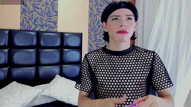 Snapshot of mysterius_boy chatting on September 10, 2025, 7:13 pm mysterius boy online show from September 10, 2025, 7:13 pm