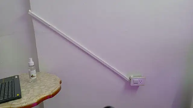 Lizbeth Rouse online show from September 26, 2025, 11:06 am